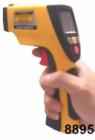 溫度:  -40℃ ~ +816℃;℃/℉切換功能;距離目標(biāo)比12:1;可針對(duì)不同物體調(diào)整發(fā)射率使得測(cè)量溫度更為準(zhǔn)確;調(diào)整發(fā)射率：0.3~1.0;非接觸式帶鐳射指標(biāo)測(cè)量.

