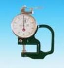 HG-1030B  測厚儀主要用于測量紙張、皮革、橡膠、織物及各種金屬板材、塑料板等的厚度。測量范圍:0-10,分度值:0.01,測量深度:30,測厚規(guī)的測力可根據(jù)用戶要求特殊制作。
