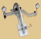 ZTC系列軋輥同軸度測(cè)量?jī)x 測(cè)量范圍（mm）： ф200-500/ф400-700/ф600-900/ф800-1100 分 度 值（mm）： 0.01（0.001/0.01
  

  
