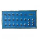 ●阻值范圍高達(dá)1000GΩ。 

●溫度穩(wěn)定性好，寬的溫度范圍下使用可確保精度。 

●最大工作電壓可達(dá)10kV。 

●備有0.1μF/10kV電容，可作電容性負(fù)載試驗(yàn)。 

●備有3 LCD 數(shù)字電壓表。內(nèi)阻10GΩ,量程1999V；19.99kV可選擇使用。
